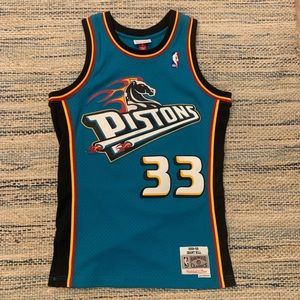 Vintage grant hill jersey